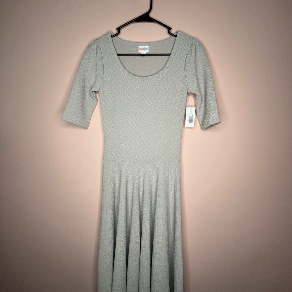 NWT LulaRoe Nicole Dress